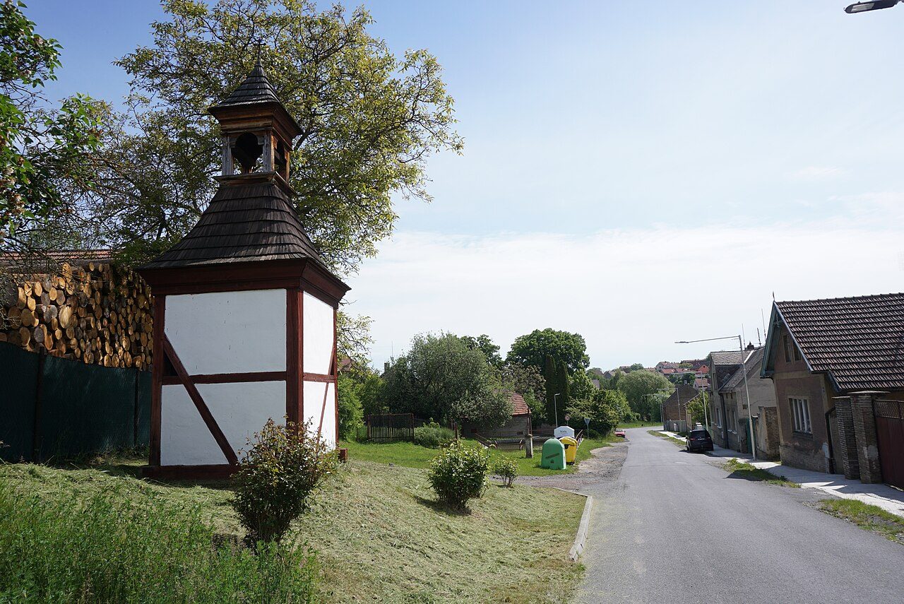 Hradečno