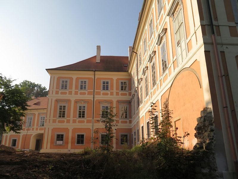 Březno