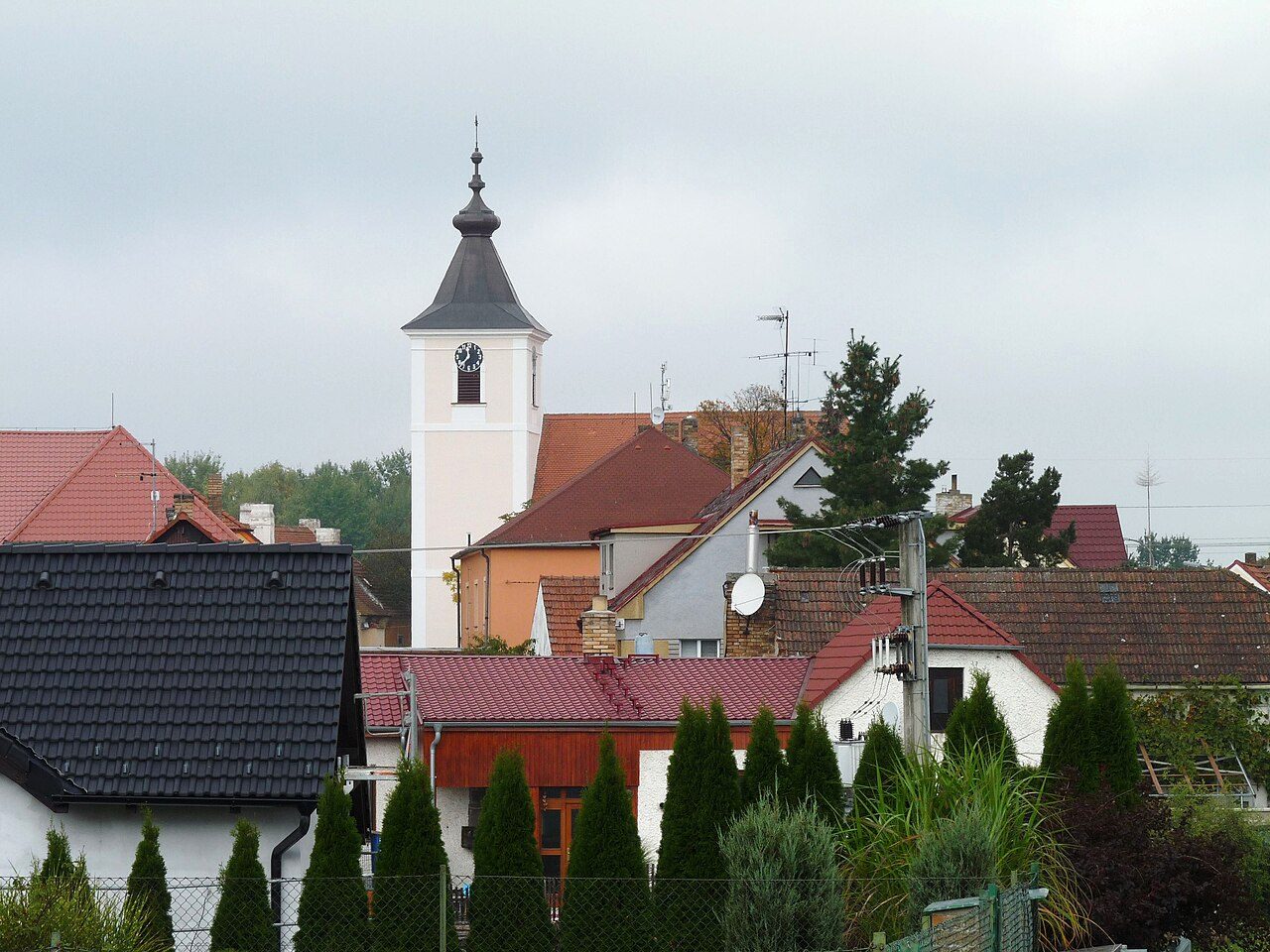 Zahájí