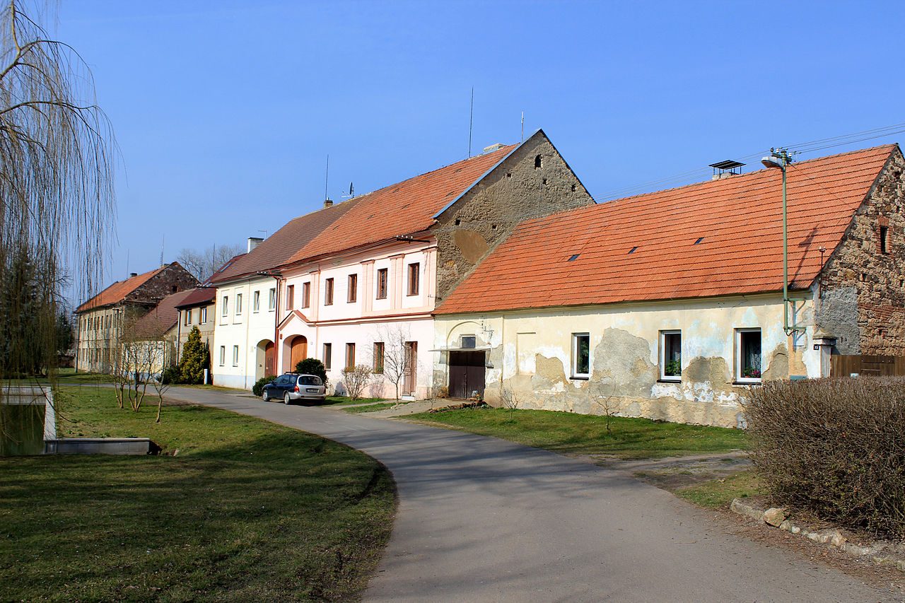 Chrášťany