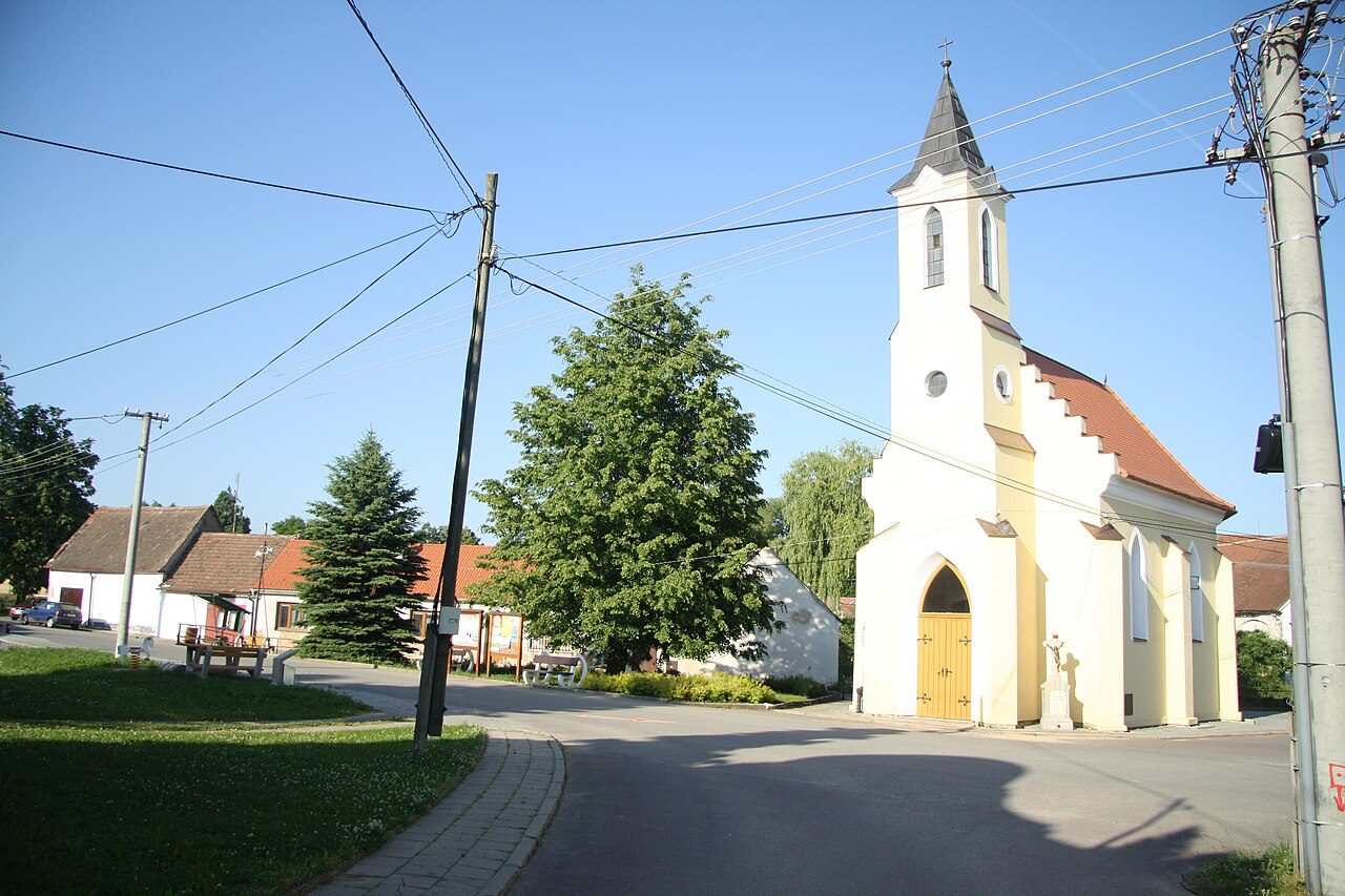 Lhotice