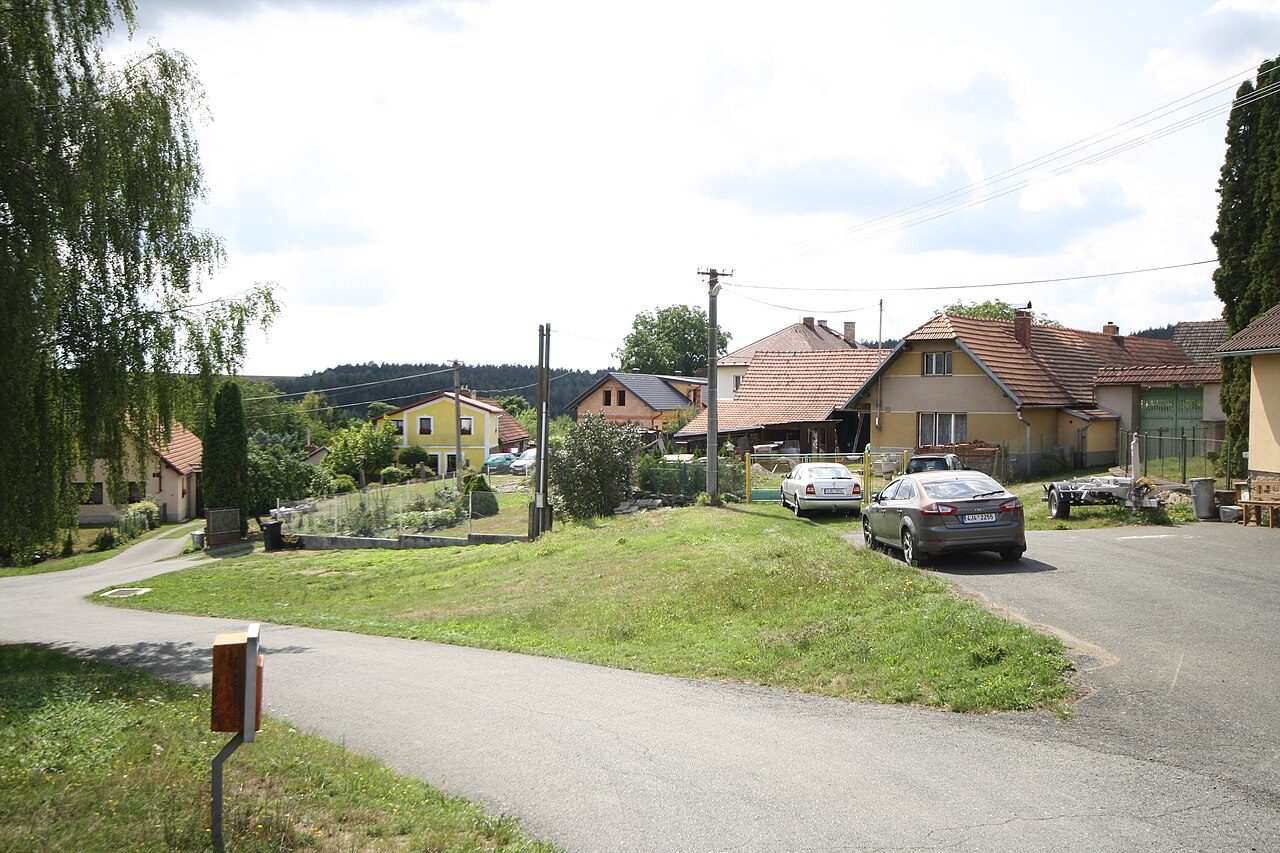 Píšť