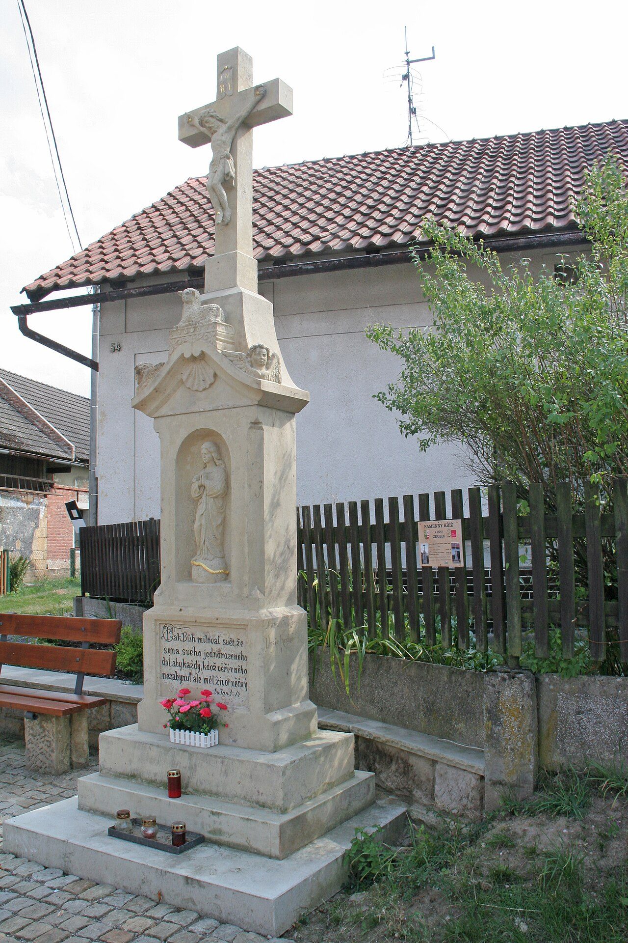 Zdobín