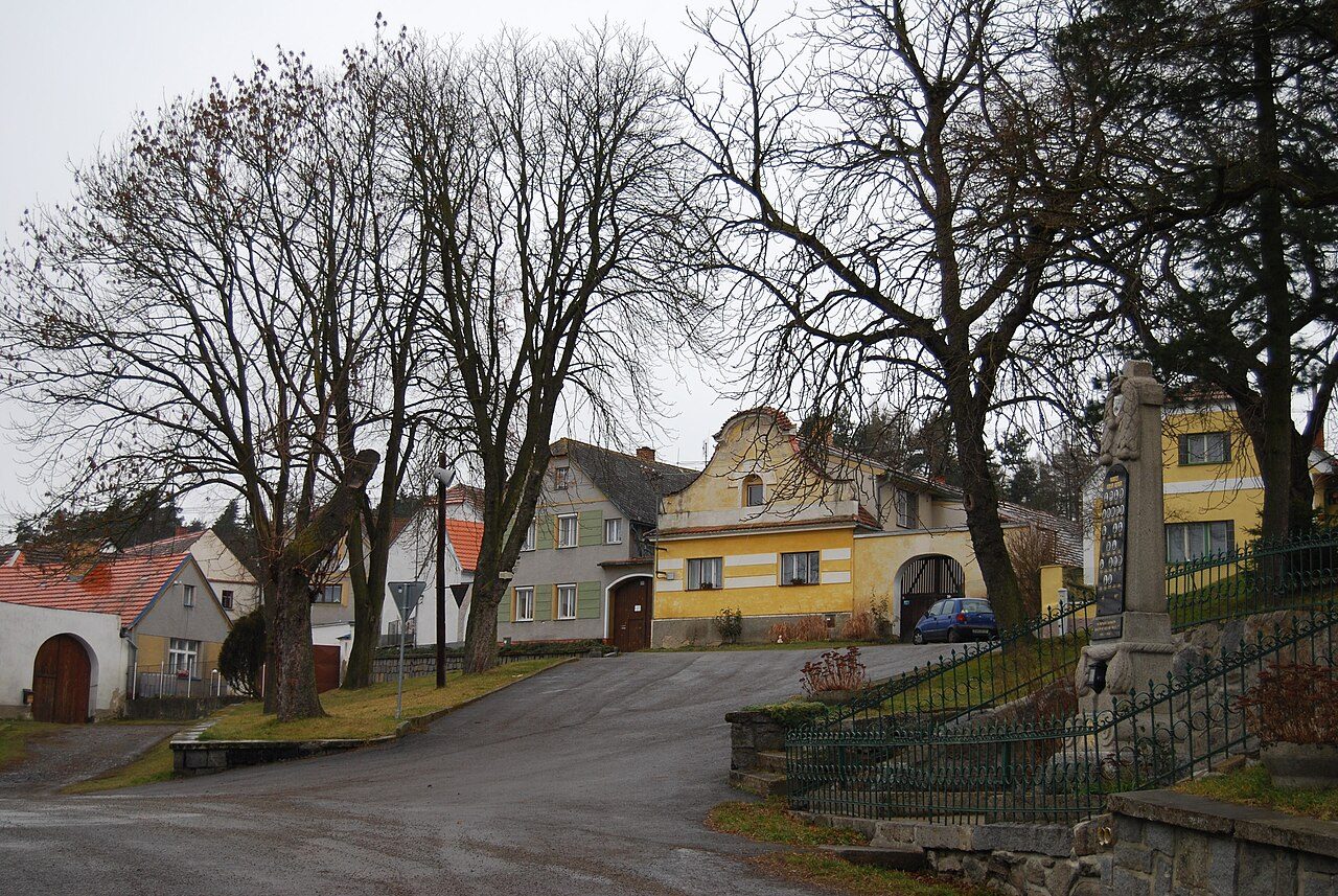 Chrášťovice