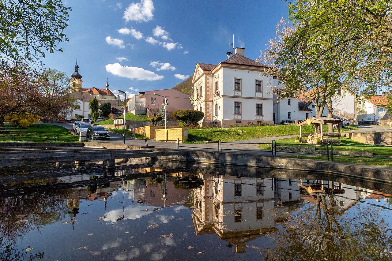 Třebušín