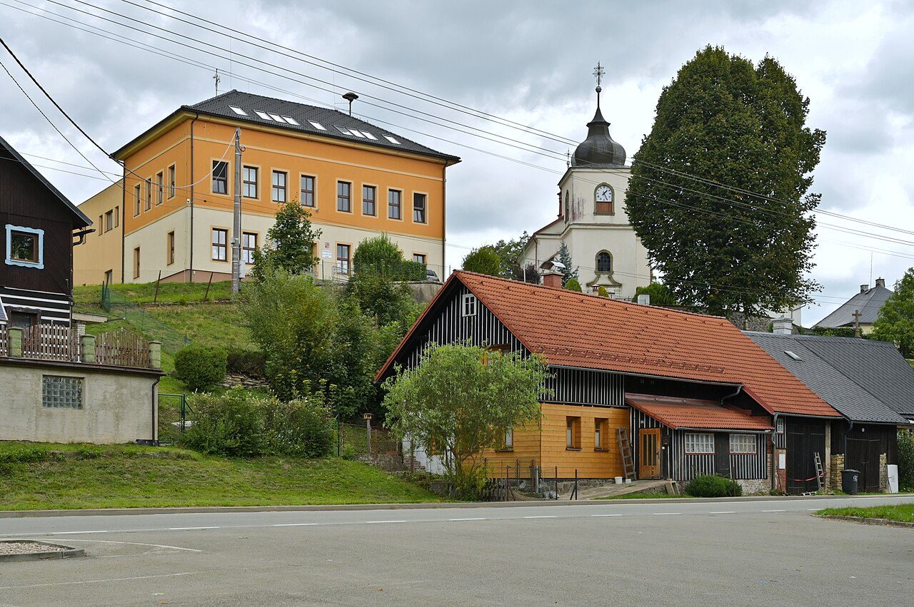 Pěčín