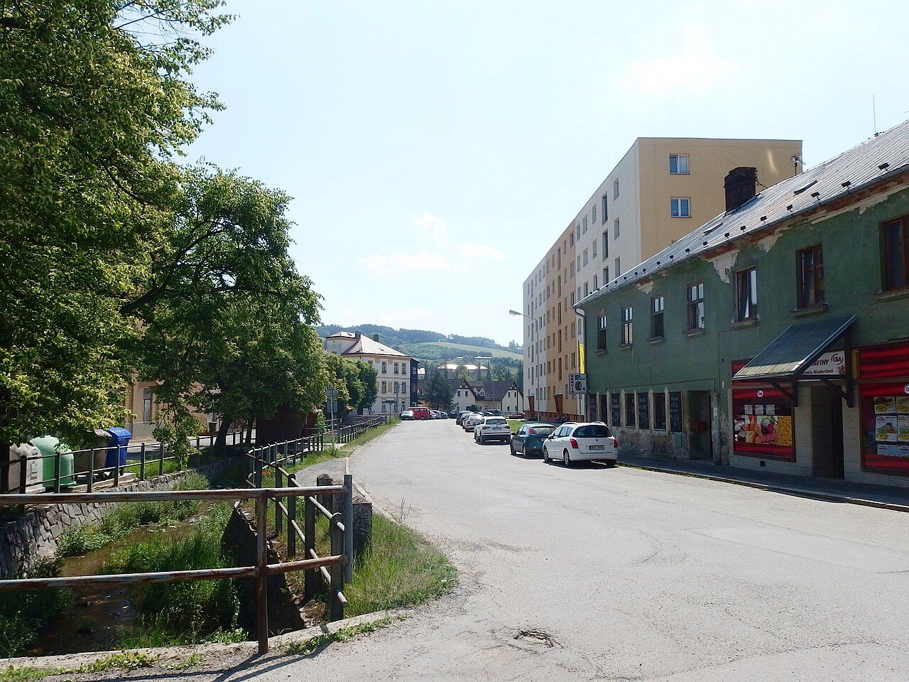 Brněnec