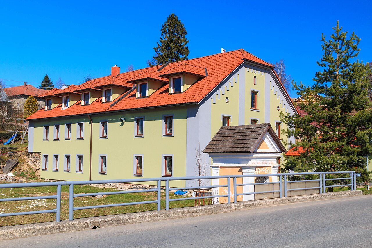 Kamenec u Poličky