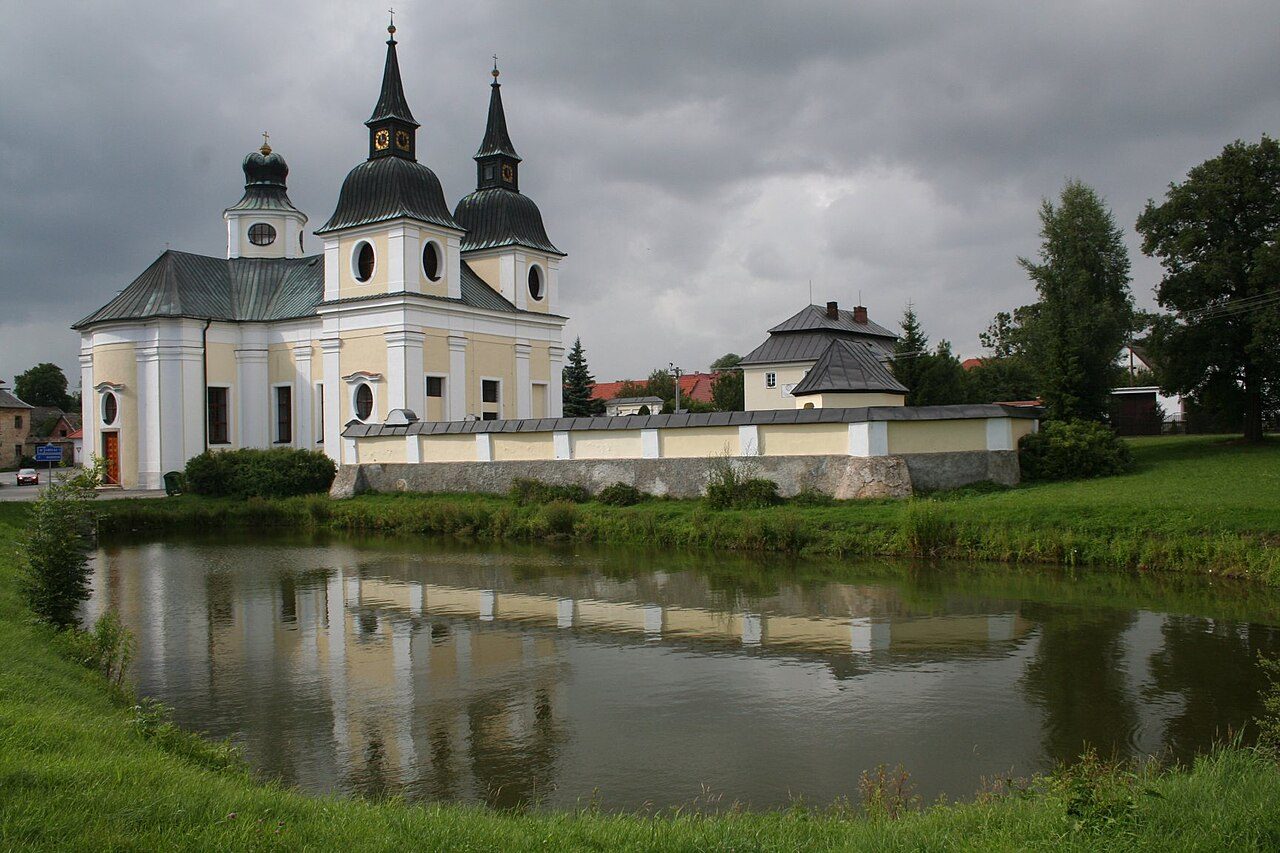 Zvole